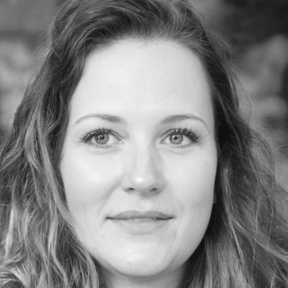 Saoirse Callaghan, Enterprise Blockchain Specialist